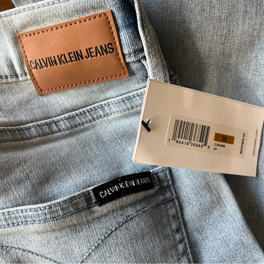 Calvin Klein High Rise Straight Denim Jeans Light Wash Women’s Size 29